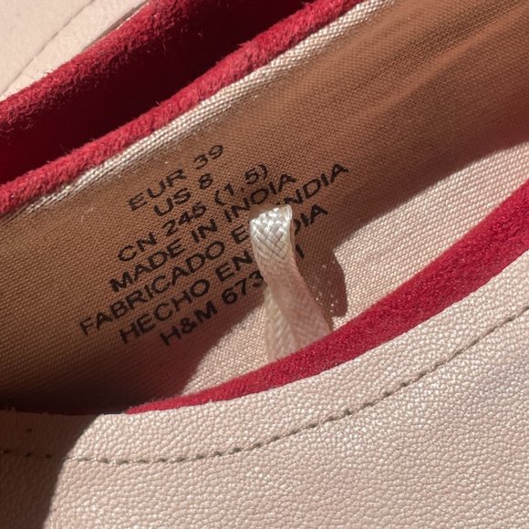 SUEDE RED POINTED TOE HEEL - Picture 5 of 5